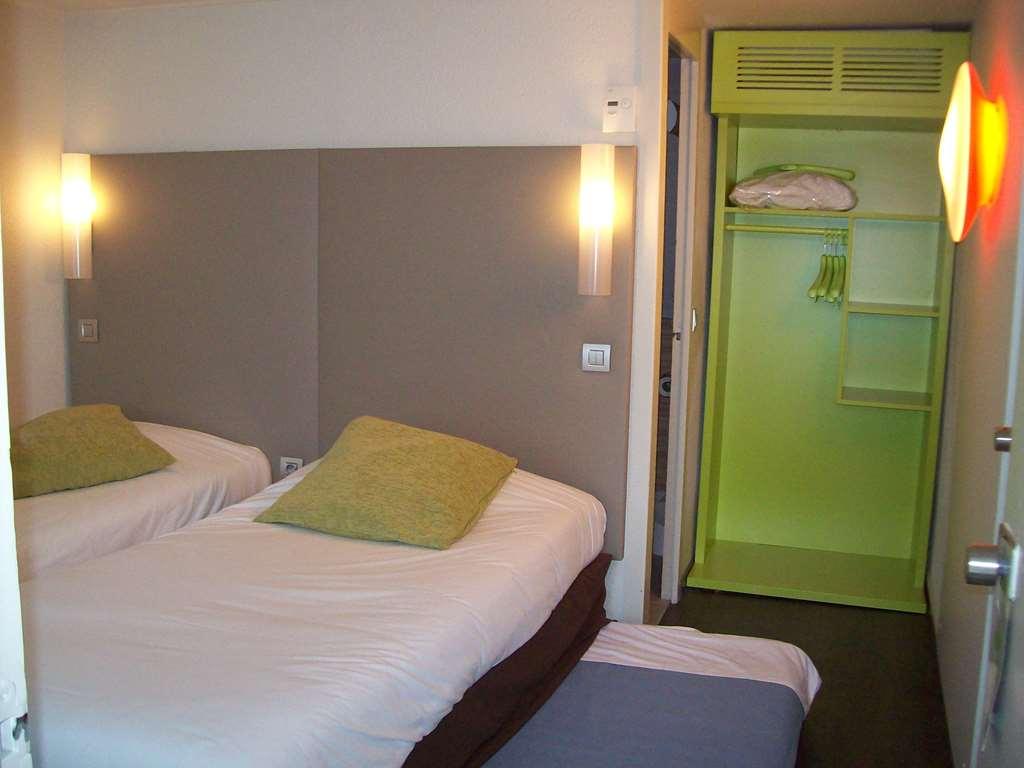 Campanile Reims Ouest - Tinqueux Hotel Екстериор снимка