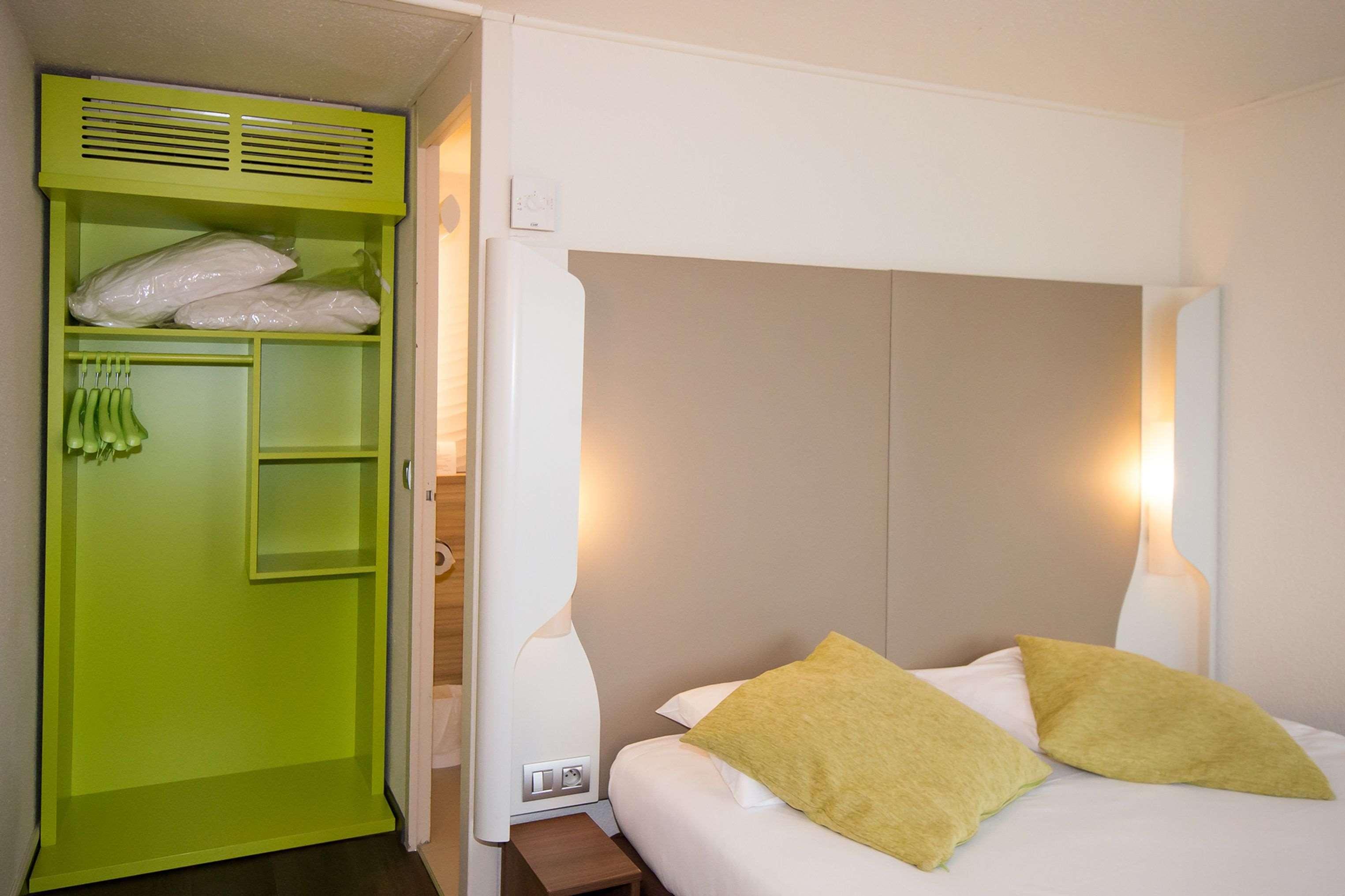 Campanile Reims Ouest - Tinqueux Hotel Екстериор снимка