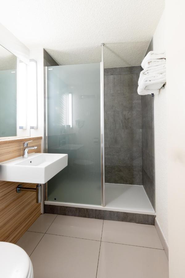 Campanile Reims Ouest - Tinqueux Hotel Екстериор снимка