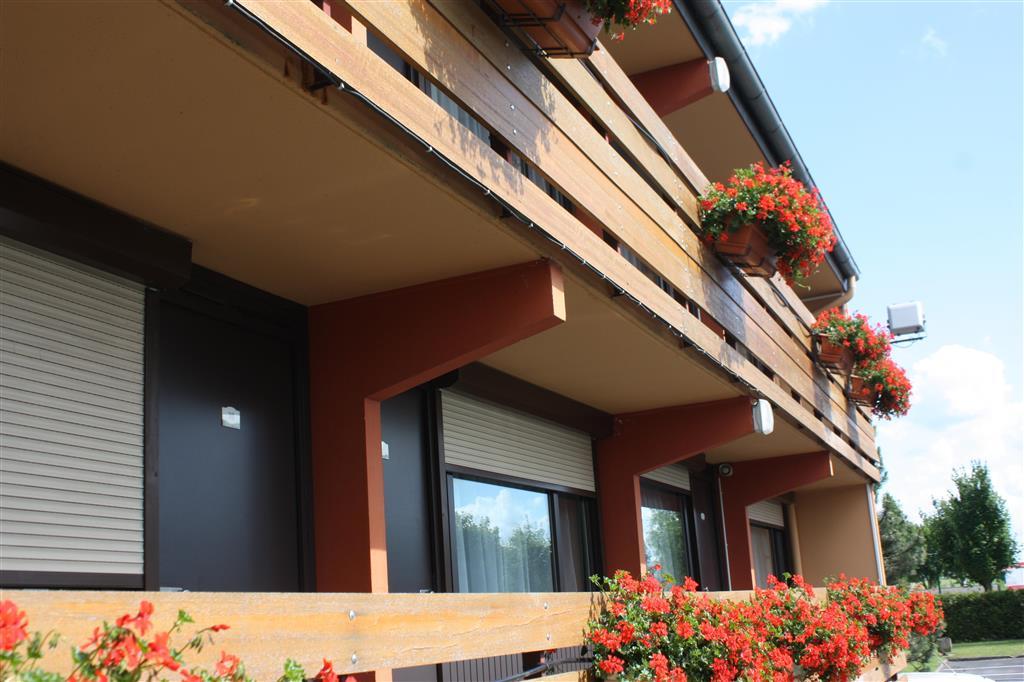 Campanile Reims Ouest - Tinqueux Hotel Екстериор снимка