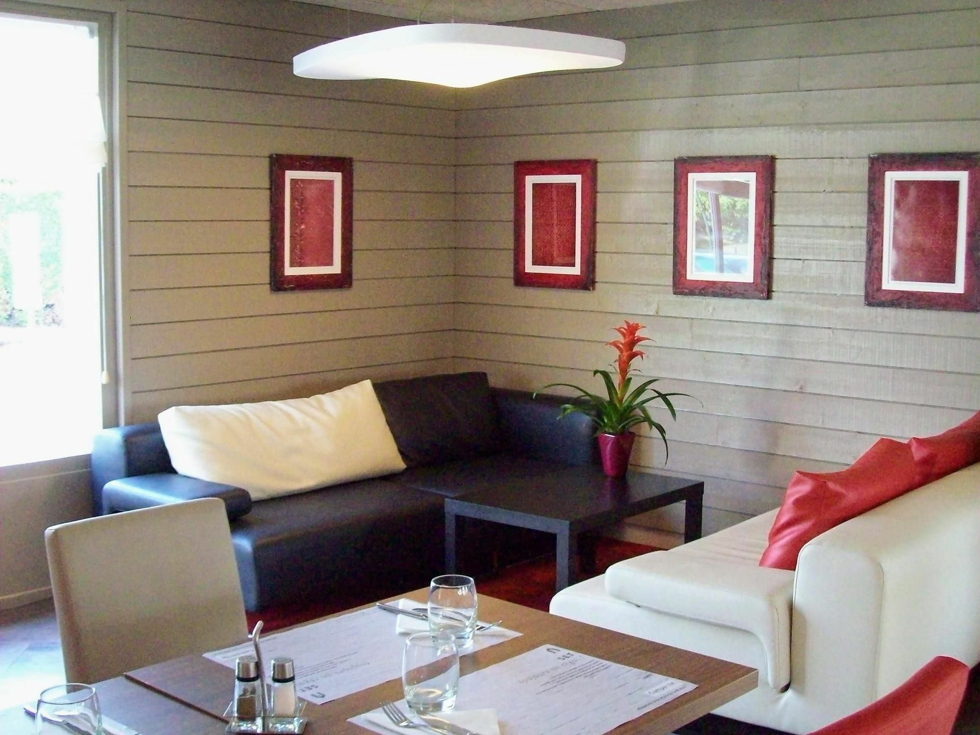 Campanile Reims Ouest - Tinqueux Hotel Екстериор снимка